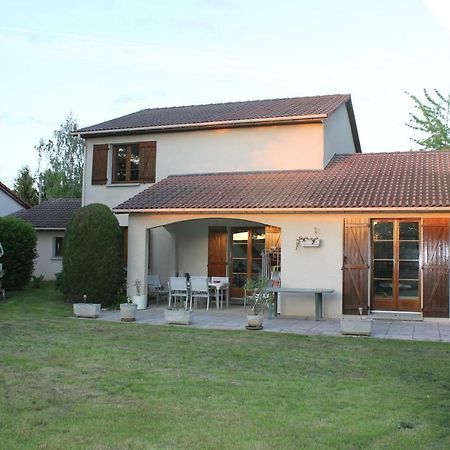 Les Ecureuils Bed and Breakfast Tramoyes Εξωτερικό φωτογραφία