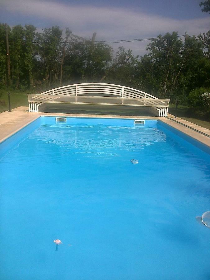 Les Ecureuils Bed and Breakfast Tramoyes Εξωτερικό φωτογραφία